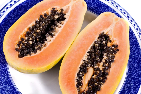 Papayafrucht in Scheiben geschnitten — Stockfoto