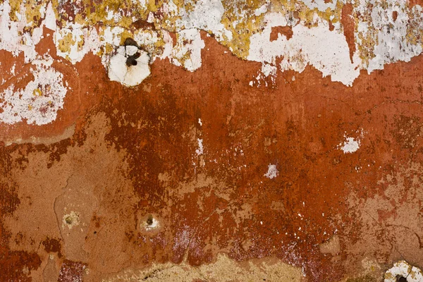 Φθαρμένα ελαστικοποιημένων τσιμεντένιος τοίχος — Φωτογραφία Αρχείου