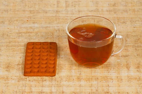 Šálek ranní čaj a cookie — Stock fotografie
