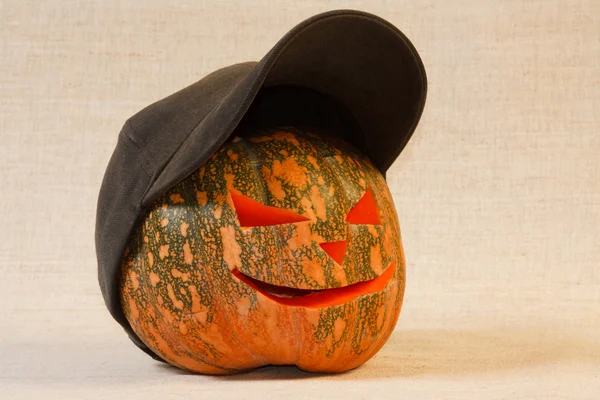A abóbora de Halloween triste e alegre — Fotografia de Stock