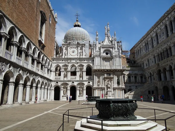 Dogenpalast in Venedig — Stockfoto