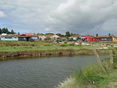 bağlantı noktası des salines oleron Adası