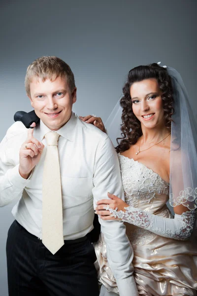 Mutlu sadece evli gelin ve damat — Stok fotoğraf