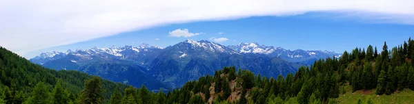 남쪽 티롤에서 산 파노라마 — 스톡 사진