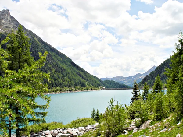 Neves Reservoir in the Zillertal Alps — Stock Photo, Image