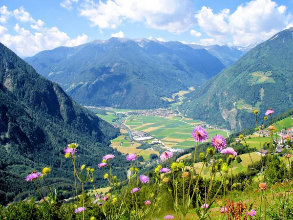 Vista sulla Valle Aurina in Alto Adige — Foto Stock