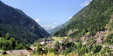 Güney Tyrol 'daki dağ köyü.