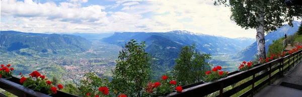 Vista de Merano e do Vinschgau — Fotografia de Stock