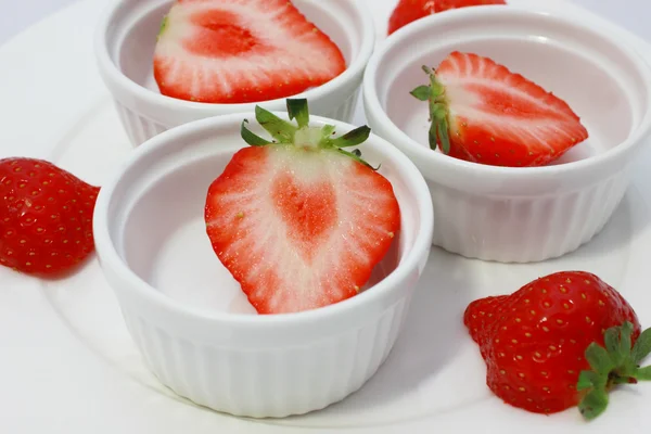 Cut strawberry — Stock Photo, Image