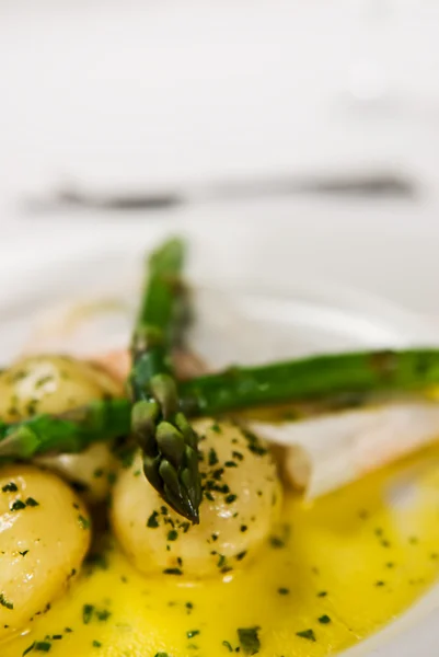Patate e asparagi — Foto Stock