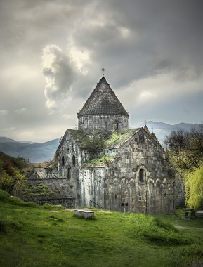 Manastır