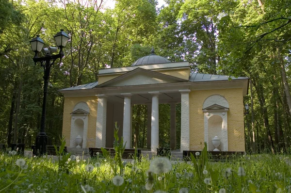 Nerastankino pavilion in Tsaritsino part, Moscow — Stock Photo, Image