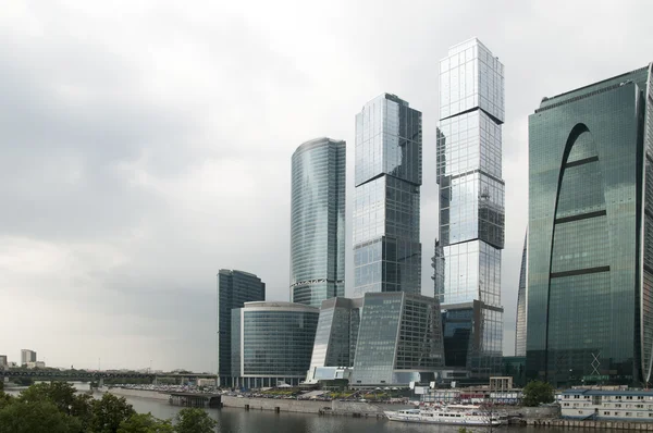 在莫斯科的城市的摩天大楼 — 图库照片