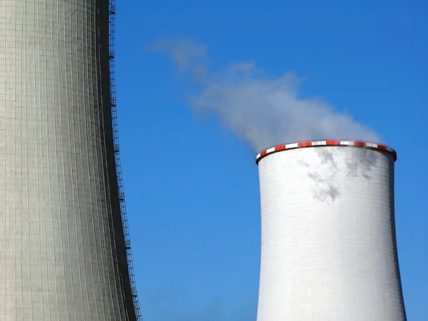 Cooling towers — Stock Photo, Image