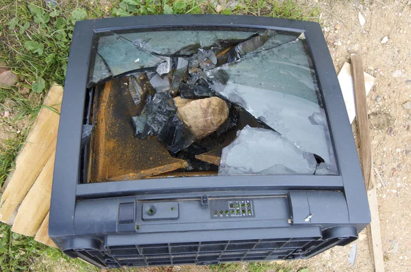 Tv quebrado — Fotografia de Stock