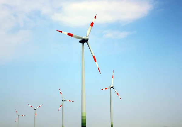 Wind mills against the sky — Stock Photo, Image