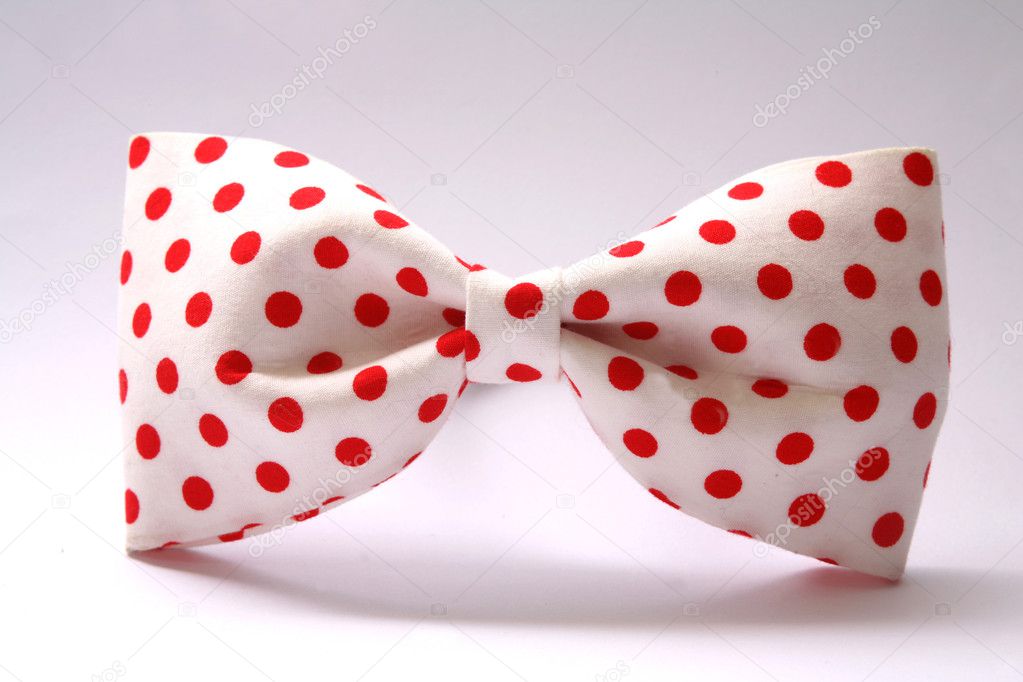 Red dot bow tie