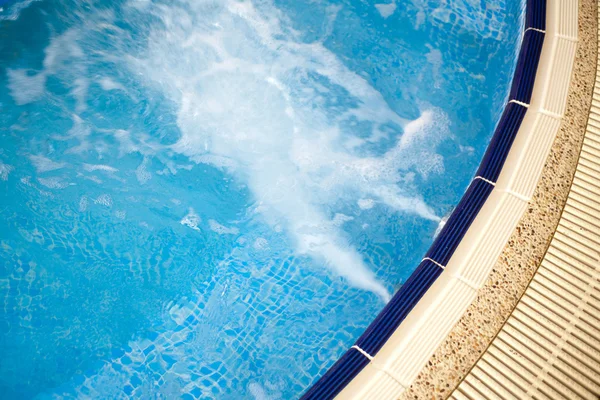 Spa en zwemmen pool — Stockfoto
