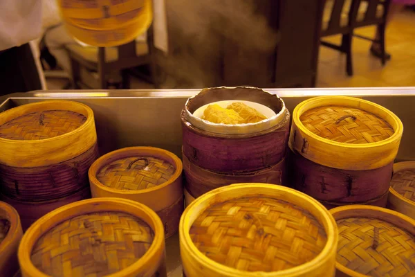 Hong Kong-style tea and snacks — Stock Photo, Image