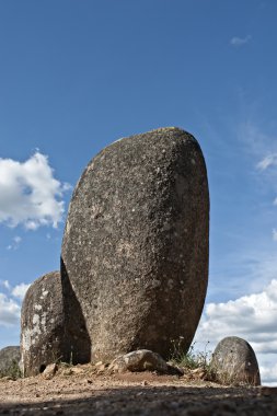 almendres, evora megalitik anıt