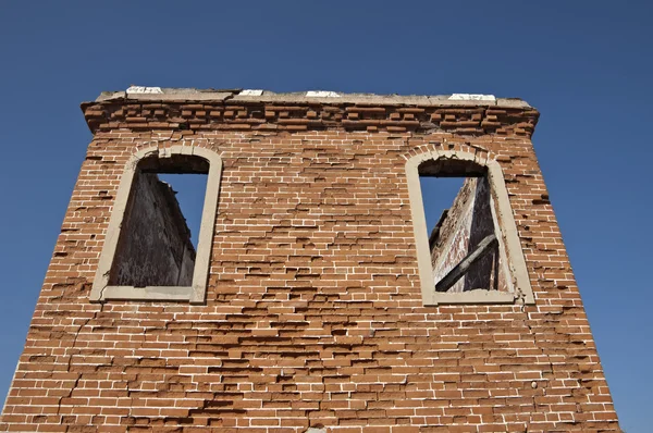 Abandoned tower — Stock Photo, Image