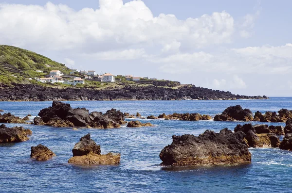 Mělké pobřeží ostrova pico, Azory — Stock fotografie