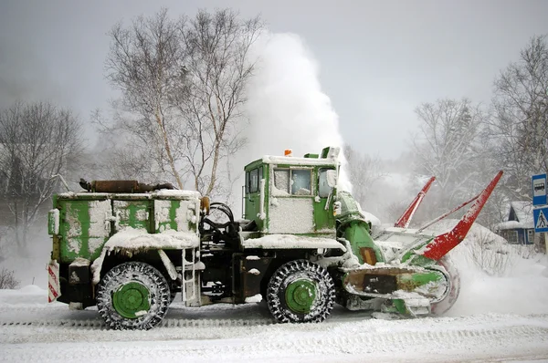 자동차 snowplow — 스톡 사진
