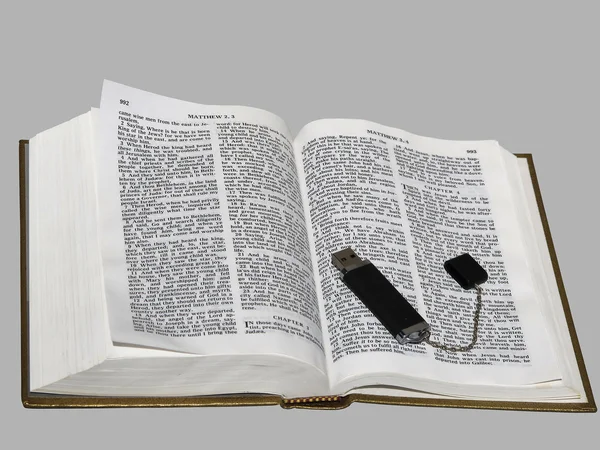 La Bible dans le monde moderne — Photo