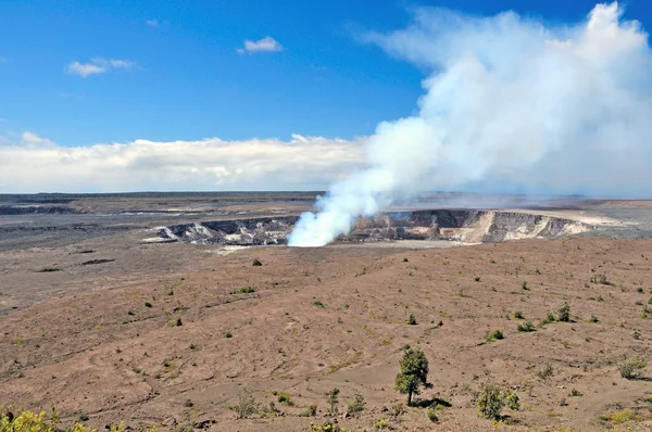 Ånga från en aktiv vulkan — Stockfoto