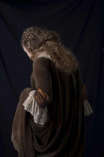Красота в средневековой одежде Лицензионные Стоковые Фото