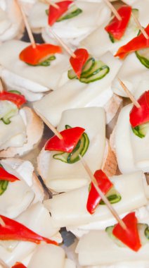 büfe, chesse, ekmek, kırmızı biber ve cuncumber catering