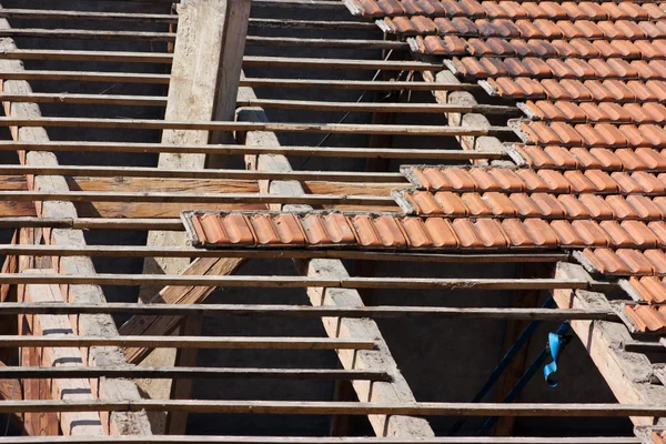 Restaurování střechy — Stock fotografie