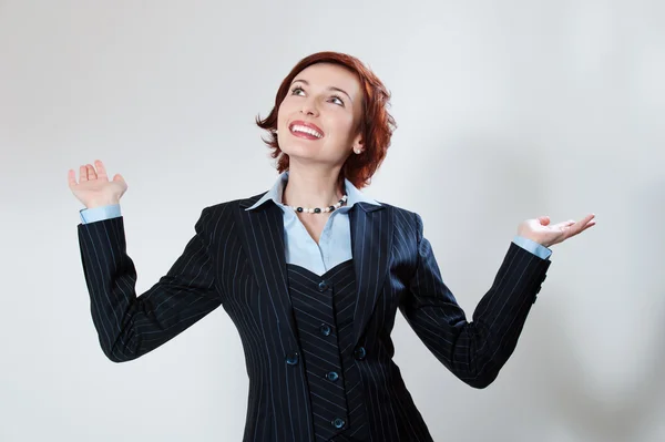 Mulher atraente em um terno de negócios sucesso feliz — Fotografia de Stock