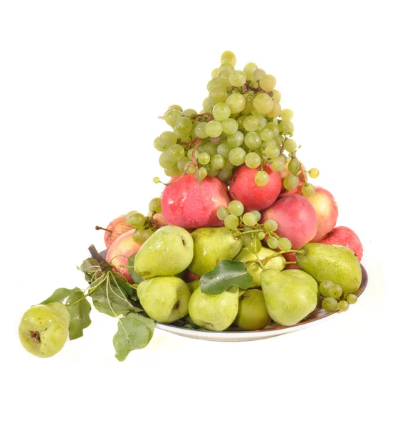 Früchte in einem Teller — Stockfoto