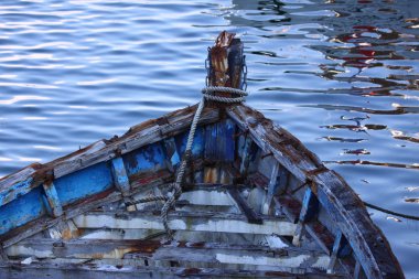 karkas eski bir ahşap tekne zaman hasarlı