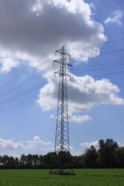 전기 철 탑, 높은 전압 라인 — 스톡 사진