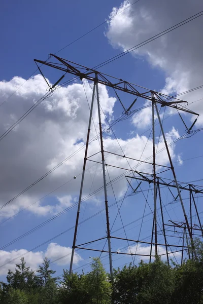 Elektrický pylonu, vysoké napětí — Stock fotografie