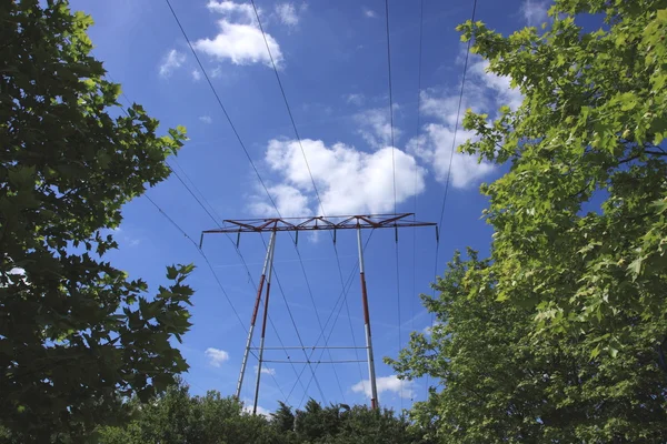 Elektriska pylon, högspänning linje — Stockfoto