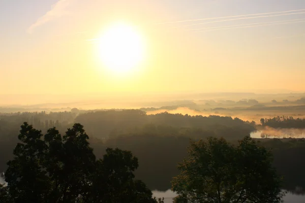 Stock image Daybreak in the mist of the valley of the Seine