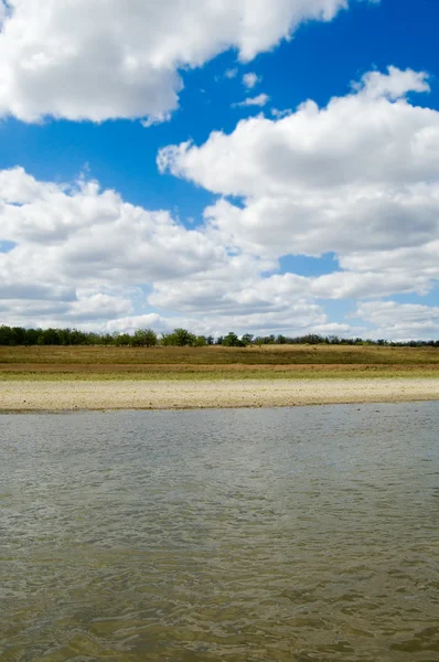 River under clouds — Stock Photo, Image