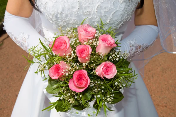 Свадебный розовый букет — стоковое фото