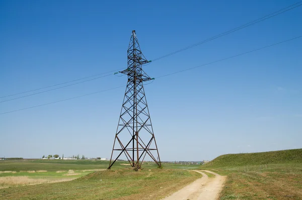 Башня электропередачи — стоковое фото
