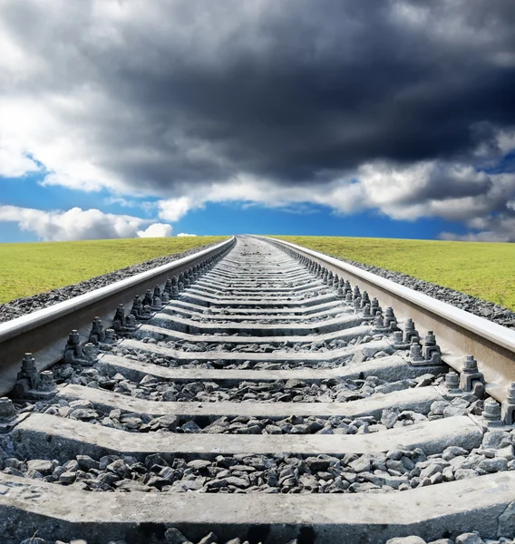 Järnvägen till horisonten — Stockfoto