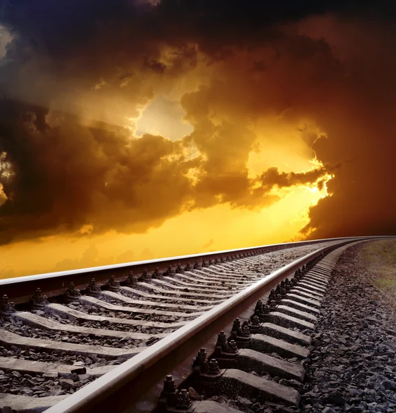 Ferrocarril a horizonte — Foto de Stock