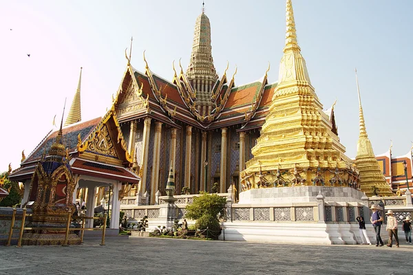 Wat phra Kaew w Bangkoku: Królewska świątynia Bangkok, tajski — Zdjęcie stockowe