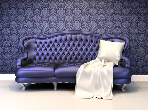 Sofá de couro luxuoso com cobertura no interior com ornamento — Fotografia de Stock