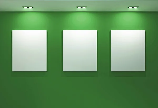 Interiér galerie s prázdné rámečky na zelené zdi — Stock fotografie