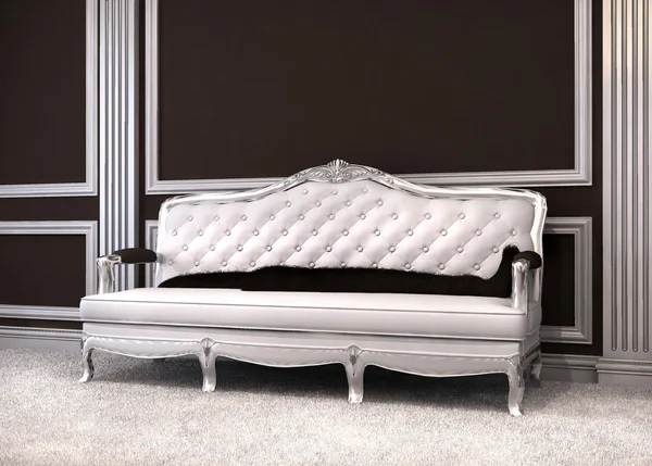 Luxuriöses Sofa im klassischen Interieur — Stockfoto