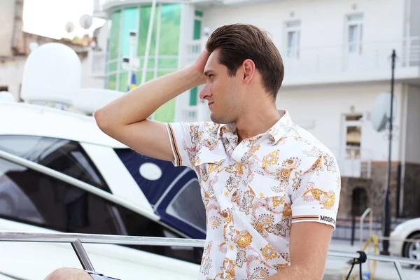 Summertime, Handsome man looking away — Stock Photo, Image