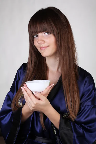 Beber té con hermosa —  Fotos de Stock